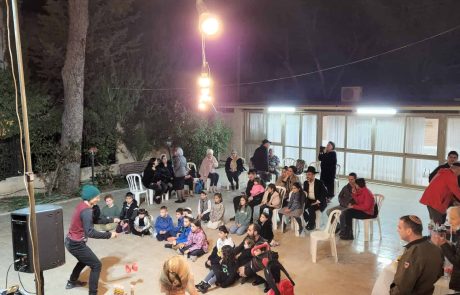 חנוכה: העדה היהודית הספרדית בחיפה ממשיכה לשמח את הילדים וההורים