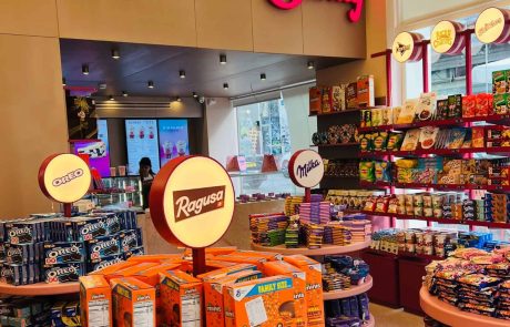 חברת ״טסה הבית של הממתקים״ פותחת רשת חנויות  חווייתיות  לילדים של שוקולדים וממתקים