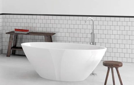 אתר PLASSON Online מציג את סדרת אמבטיות מפנקות