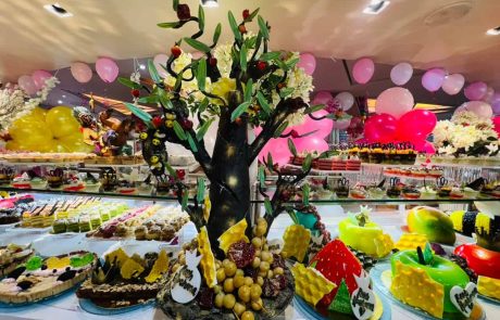 חגיגת ראש השנה  צבעונית וטעימה באוניה "קראון איריס"