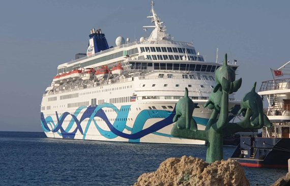 הקיץ כבר פה – עונת ההפלגות של "מנו ספנות" מנמל חיפה תפתח בסוף החודש