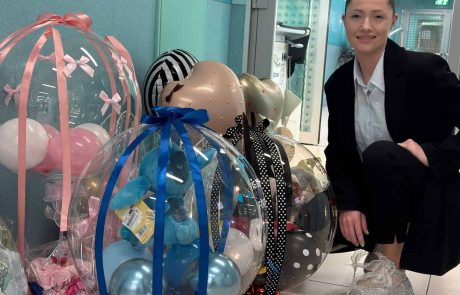 מבצע חלוקת מארזי "סיפור – מתנה" ברמב"ם: לילדים מאושפזים, יולדות ופצוע צה"ל