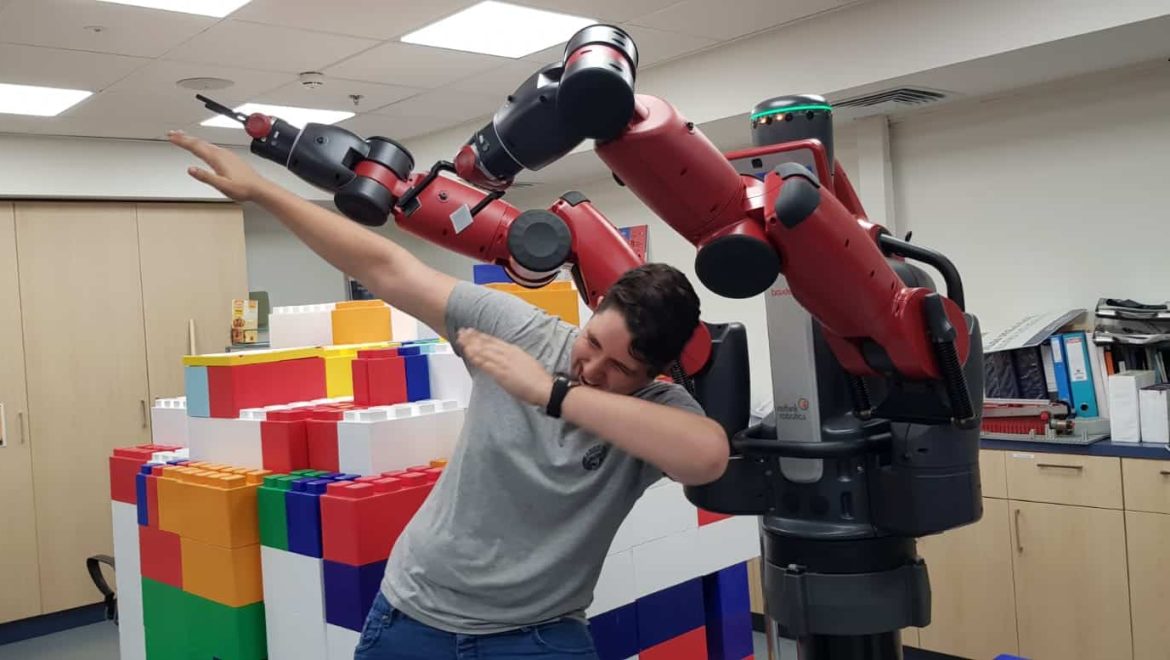 תלמידי "חוגים" ישתתפו בפרוייקט ללימודי רובוטיקה שפותח ב-MIT  שבבוסטון ובטכניון