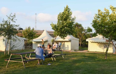 מתחם האירוח חאן הגליל משיק: אוהלים משפחתיים ממוזגים לכל עונות השנה
