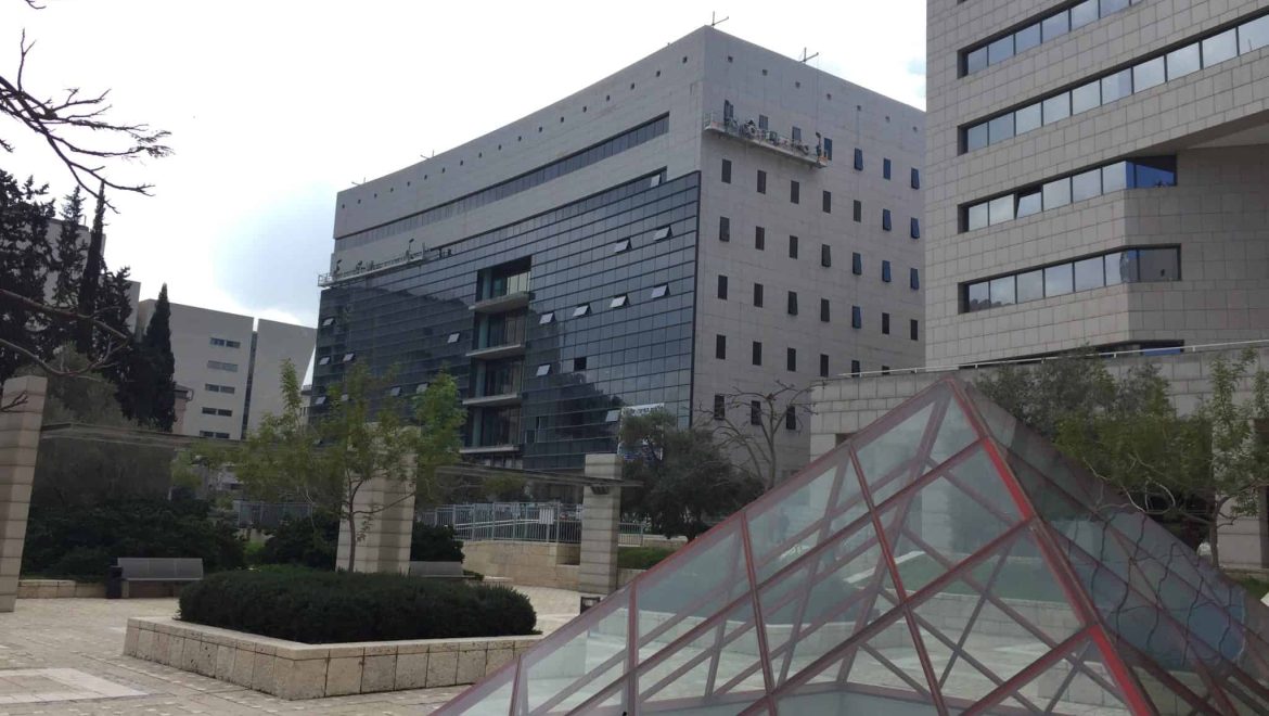 חברות הנדל"ן "מנו סיטי" ו"במבוק נכסים" בבעלות משה מנו רכשו למעלה ממחצית ממגדל משרדים יוקרתי בחיפה